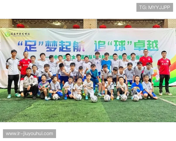 博罗县泰美足球队队员拼搏精神与团队协作展现地方足球新风貌